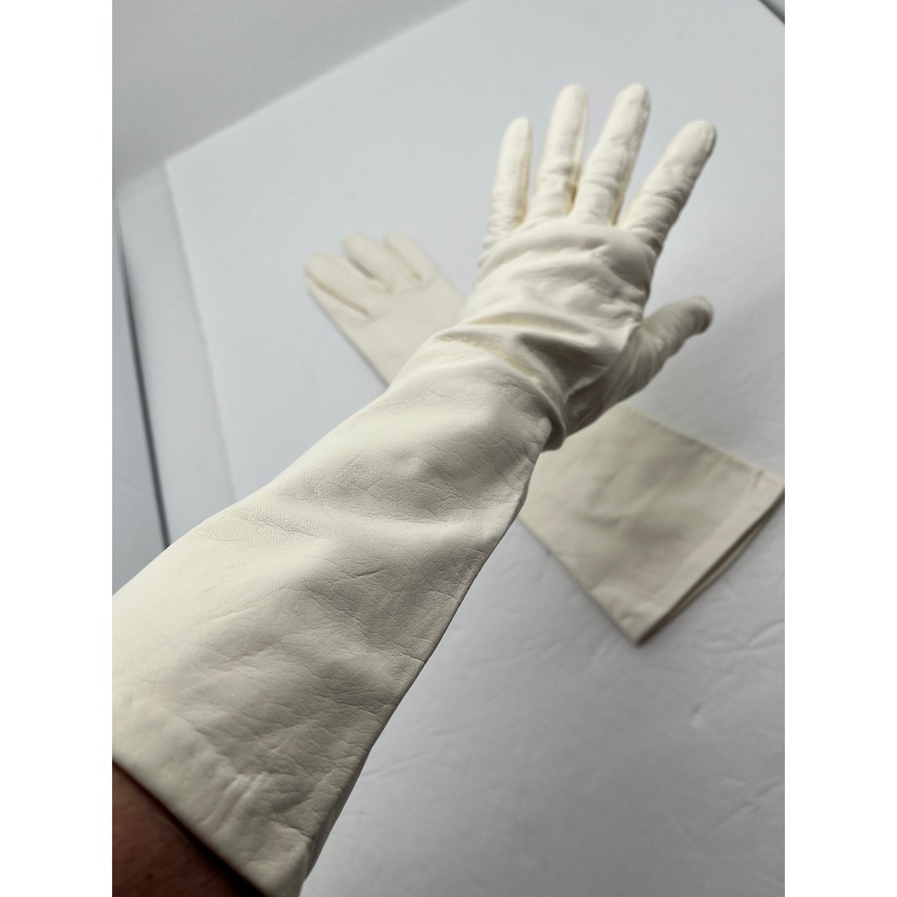 Miss Aris Vintage White Leather Opera Gloves Silk Lined Size 8 Long Evening
